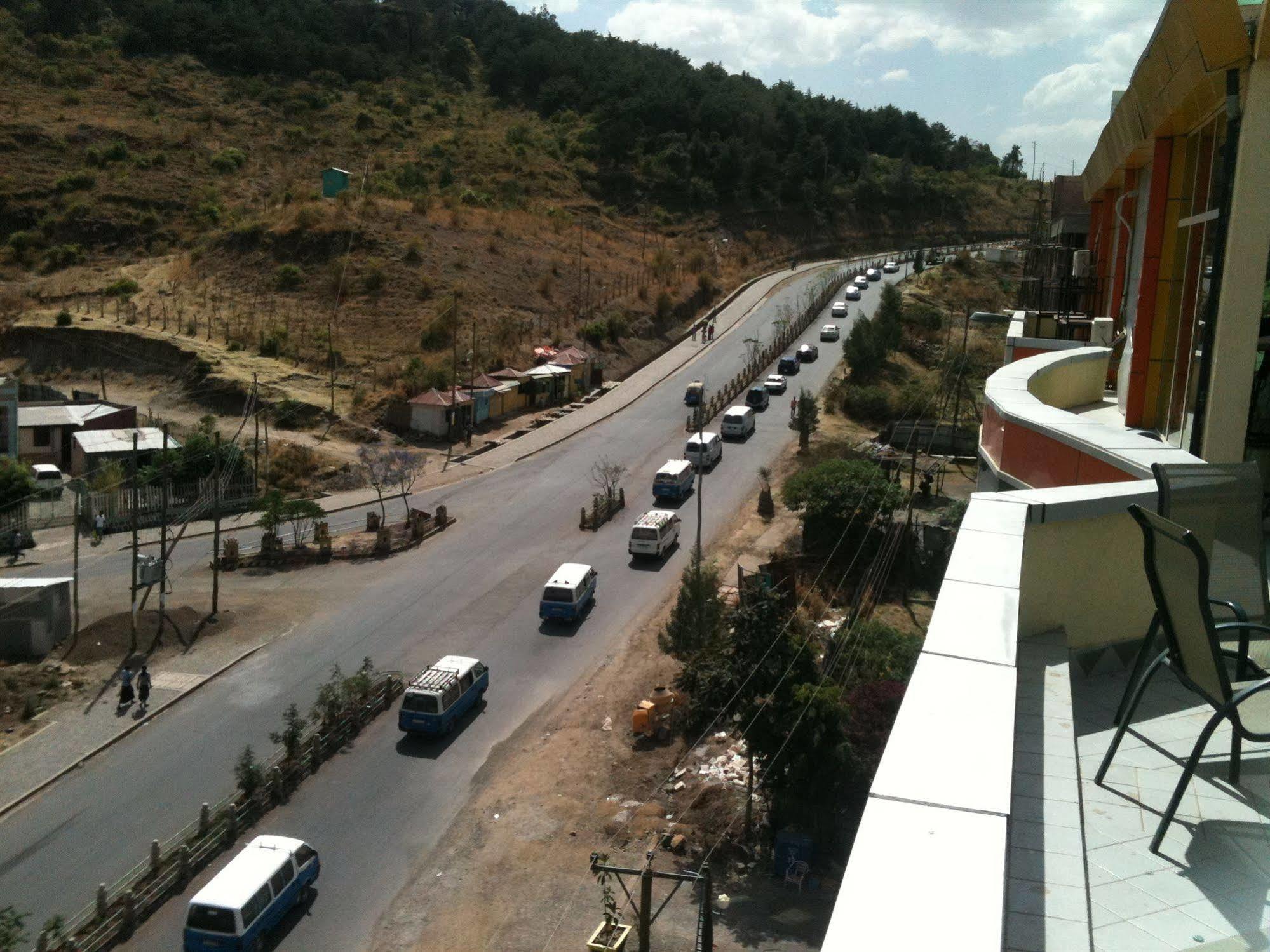 Florida International Hotel Gonder Luaran gambar